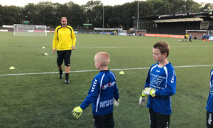 Keepersschool Ed de Goeij Kunstgras DHC Delft