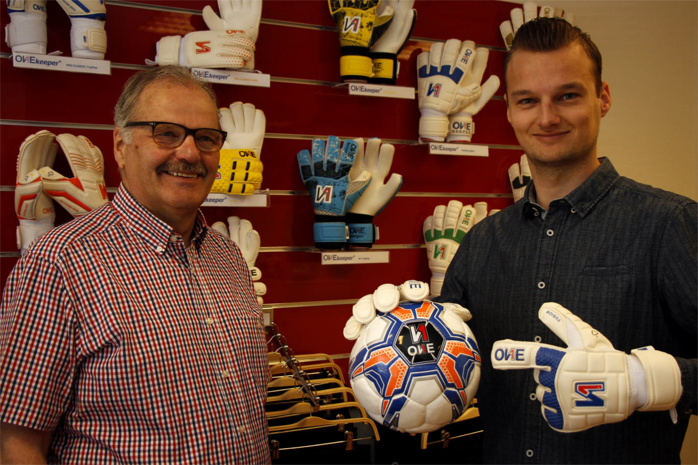 ONEKEEPER Arjen de Vries Roeland de Vries